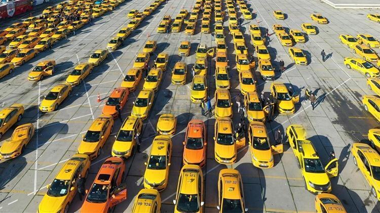 Permits of 400 taxis at Istanbul Airport revoked over irregularities -  TÃ¼rkiye News