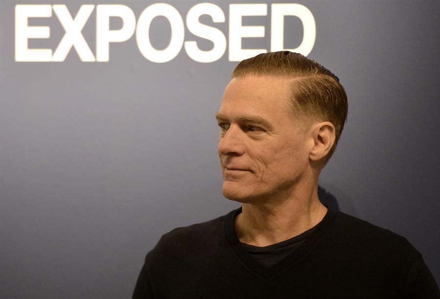 Bryan Adams unveils Pirelli calendar