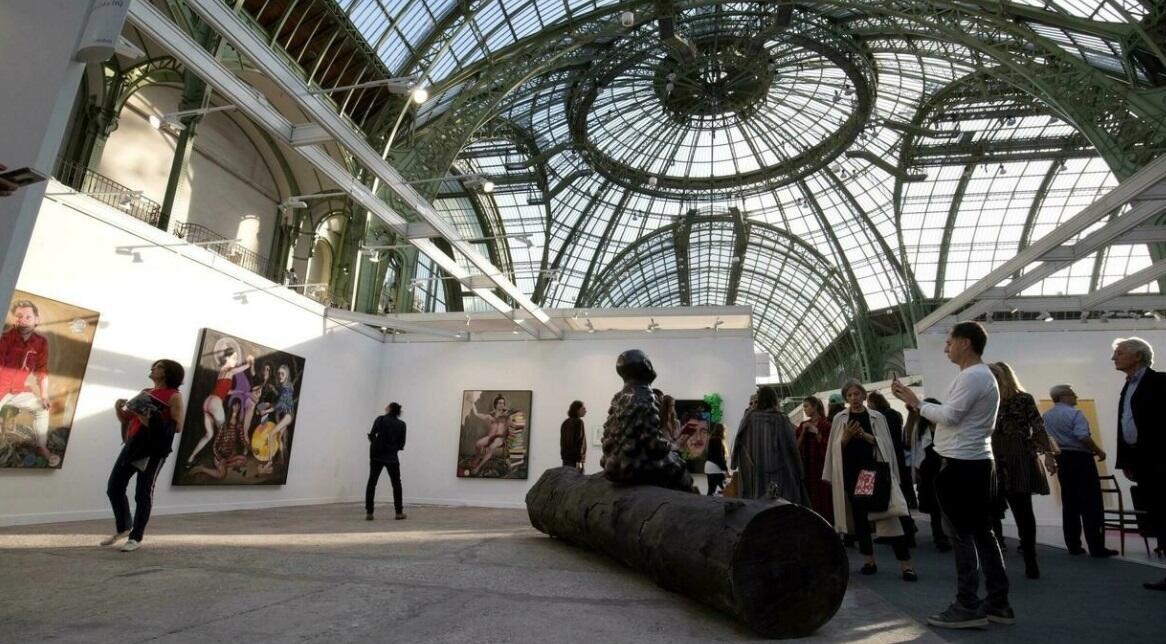 Art Basel remporte la place de Paris dans l'exposition d'art française