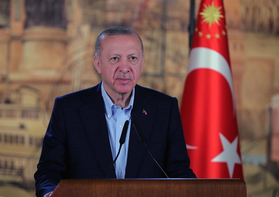 Türkiye’yi ilk on ekonomiden biri yapmaya kararlıyız: Erdoğan