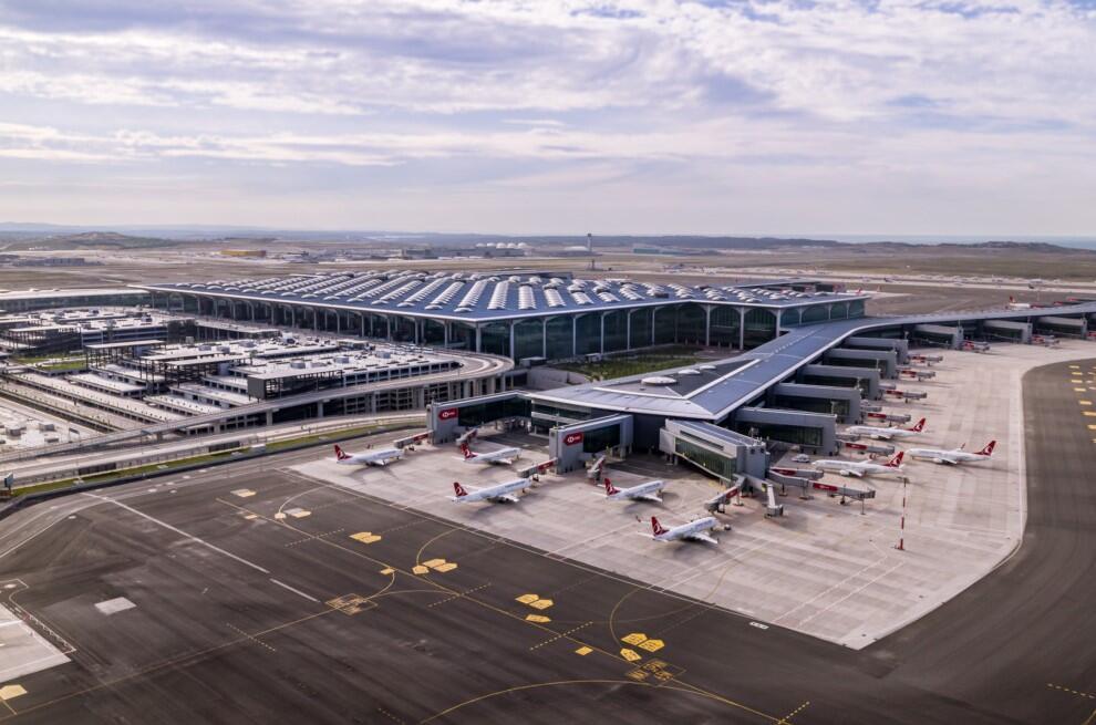 Passenger traffic at Turkish airports increase 73 percent