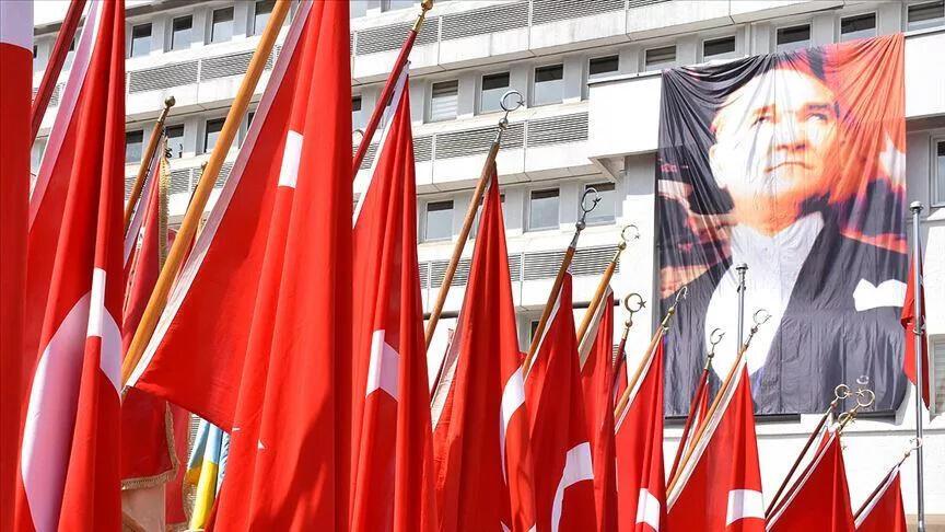 Türkiye, Atatürk'ü anmak için Gençlik ve Spor Bayramı'nı kutladı