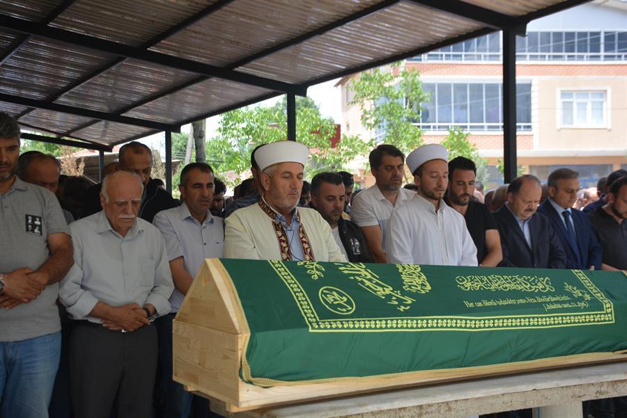 İtalya'da helikopter kazasında hayatını kaybeden Türkler için cenaze töreni düzenlendi.