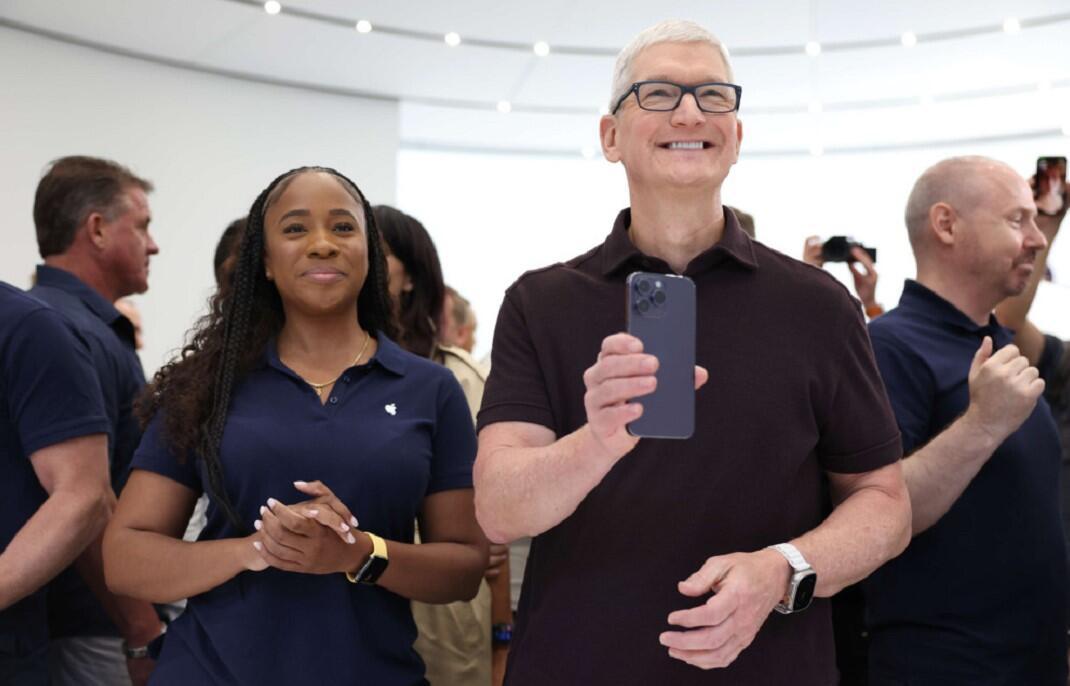 Apple unveils new gadgets despite supply chain woes