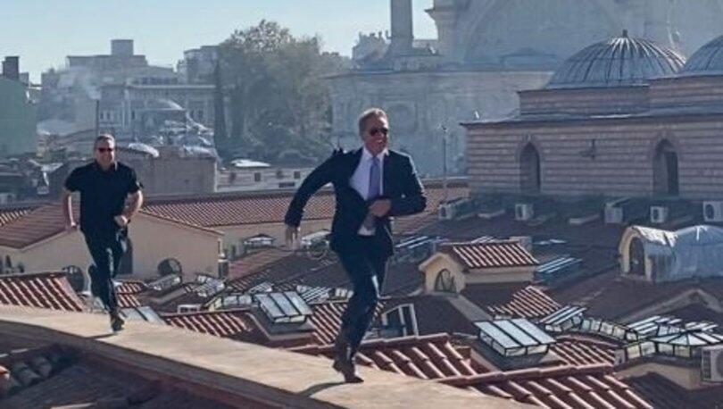 US ambassador Flake poses as James Bond on Grand Bazaars roof