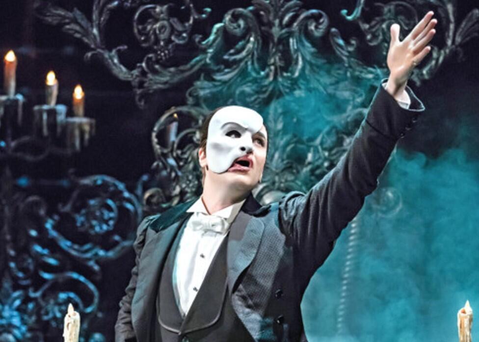 ‘The Phantom of the Opera’ extends its long Broadway goodbye