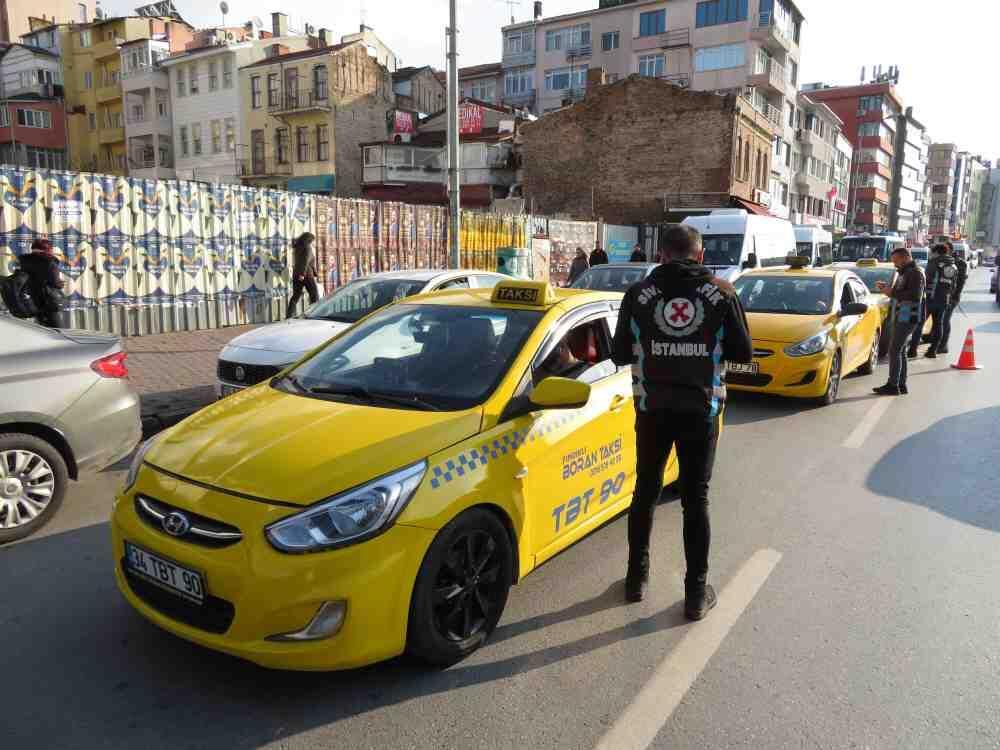 Taxi, public transportation costs hiked in Istanbul