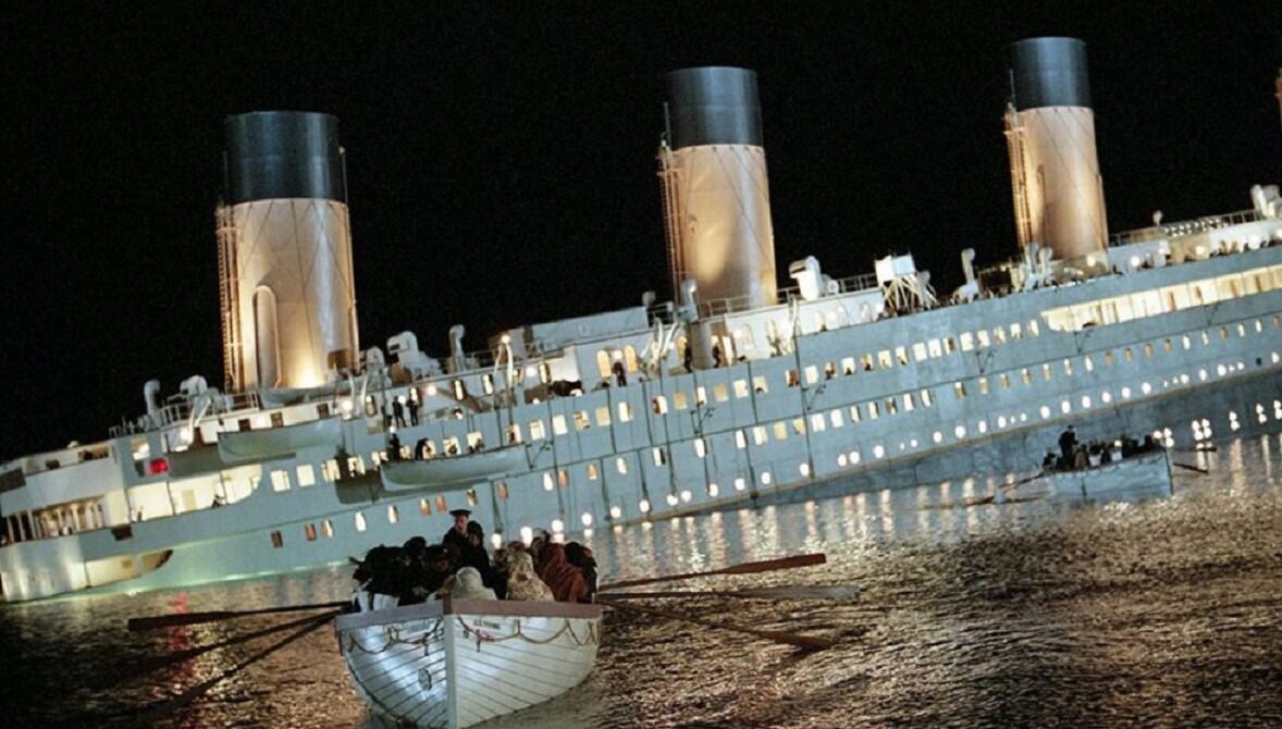 Titanic' re-released 25 years on