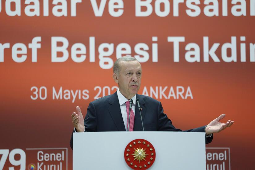 Erdogan vows new economic era