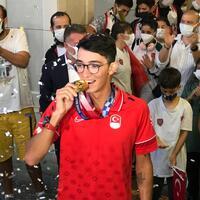 Turkey’s new Olympic medalist returns home to hero’s welcome – Turkish News