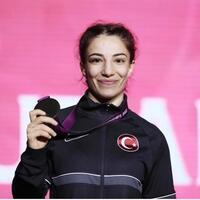 Female wrestlers bag 2 gold medals in European Championship – Turkish News