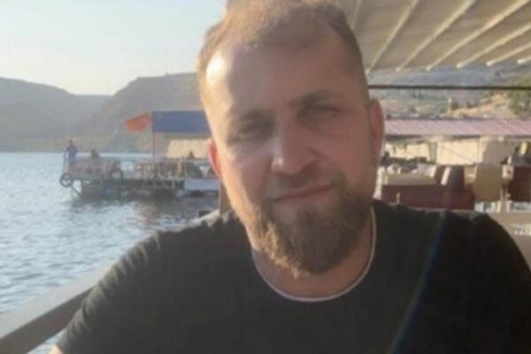 Man dies suspiciously during hair transplant - Türkiye News