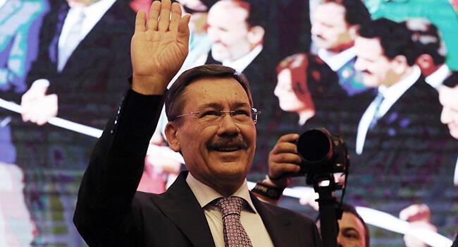 Ankara Mayor Melih Gökçek leaves post to put end to political saga