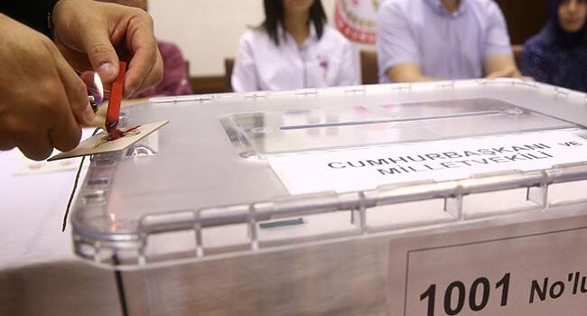 Polls close in Turkey’s landmark elections