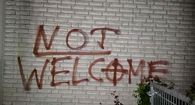 Suspected Neo-Nazis vandalize mosque in Germany