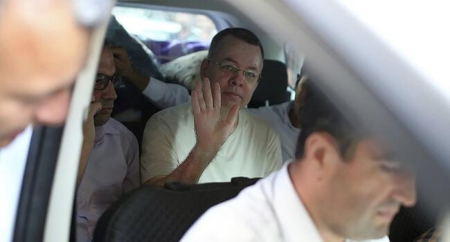 Turkish court releases US pastor Brunson after eventful hearing
