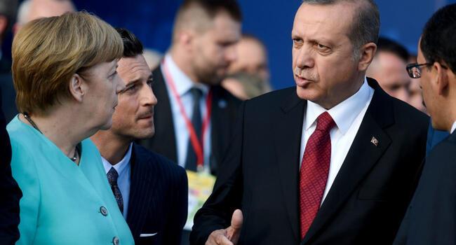 Erdoğan, Merkel discuss Syria and migrants over phone