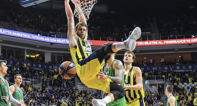 EuroLeague leader Fenerbahçe keep winning run, beat Baskonia
