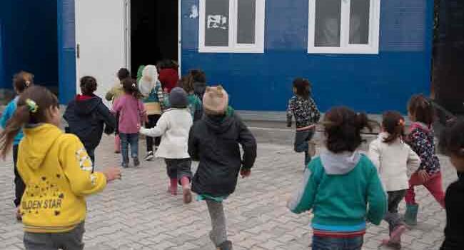 Turkish teachers brave security threats at Syrian schools