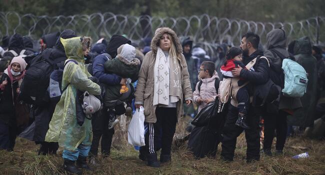 EU accuses Belarus of trafficking migrants toward border