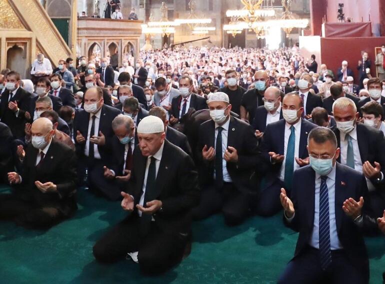 First Muslim prayers held in Hagia Sophia after 85 years