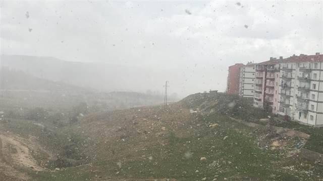 Ankara'ya 20 Nisan'da kar yağdı