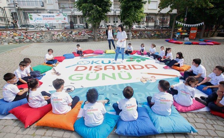 650 bine yakın çocuk 'Okul Dışarıda Günü' ile sınıflarını açık