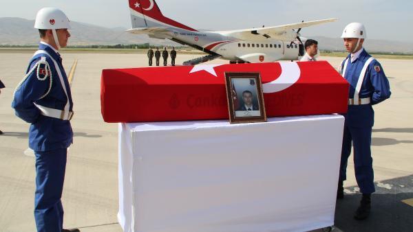 Elazığ'da şehit Uzman Onbaşı Eren Yücel için tören