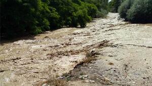 Amasya'da 6 köyü sel vurdu