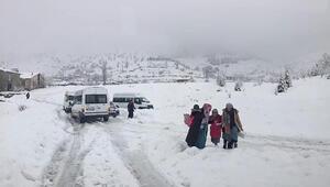 Adıyaman'da bir ilçede okullara kar tatili