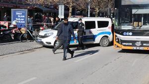 Kırşehir'de şüpheli çanta fünye ile patlatıldı