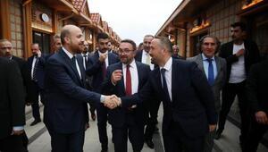 Bilal Erdoğan, Çay Çarşısı'nı gezdi