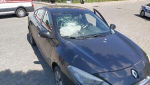 Bingöl’de iki otomobilin kafa kafaya çarpıştığı kazada 1’i bebek 3 kişi yaralandı