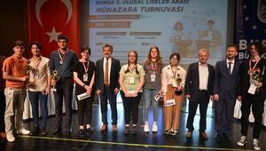 Bursa'da münazara turnuvası düzenlendi