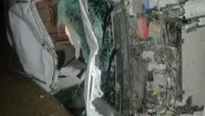 Kütahya'da otomobil şarampole devrildi: 1 ölü, 1 yaralı