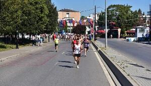 Tuzla'da Gençlik Koşusu düzenlendi
