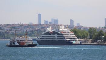 İlk seferine çıktı! Lüks yolcu gemisi İstanbul'a demirledi