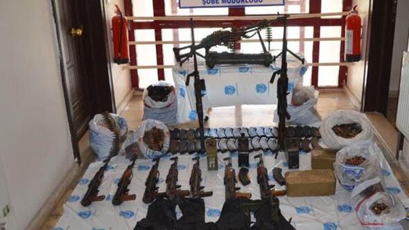Bingöl'de DEAŞ operasyonu: Cephanelik gibi araç ele geçirildi ile ilgili görsel sonucu