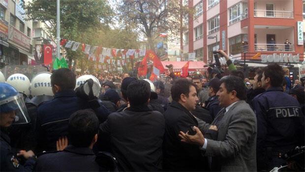 Başkent'te gazetecilere destek eyleminde polisten gazlı müdahale