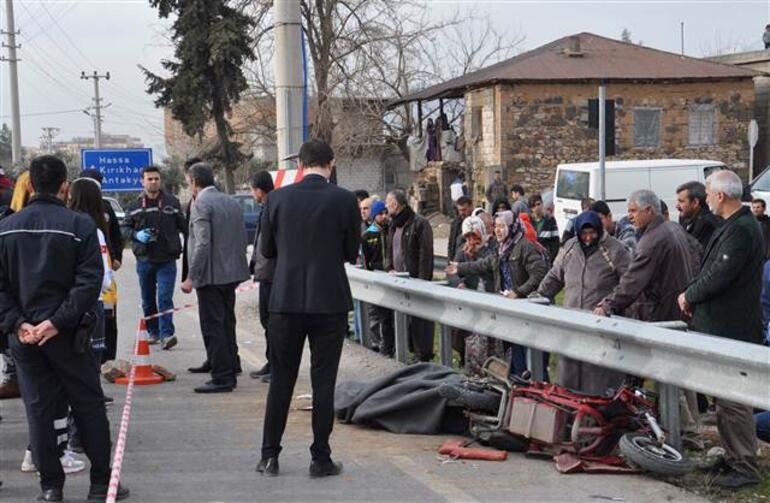 Gaziantepte feci kaza: TIRın çarptığı motosikletli hayatını kaybetti