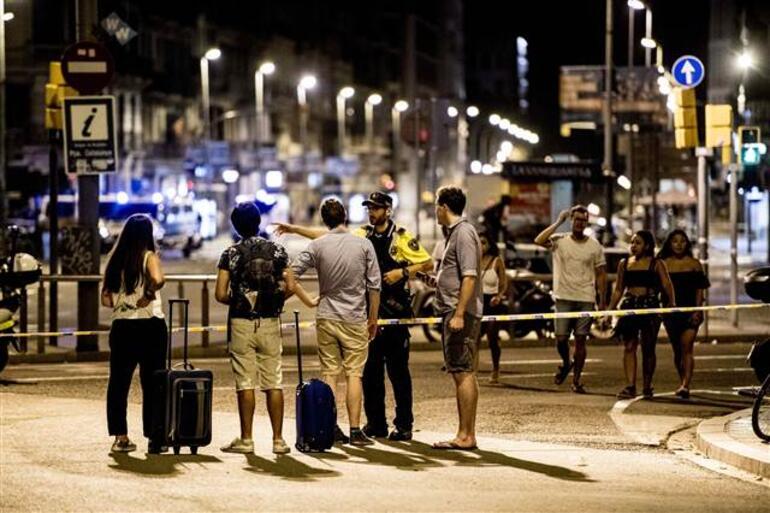 Barcelonanın ardından Cambrils kentinde ikinci saldırı girişimi: 5 şüpheli öldürüldü
