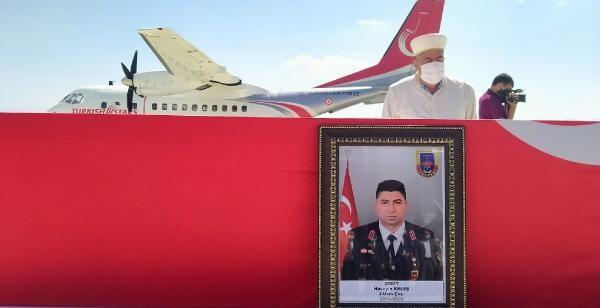 Ağrı'da şehit olan Jandarma Uzman Çavuş Hüseyin Keleş için tören 