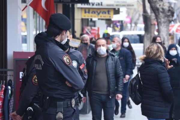 'Çok yüksek riskli' Konya'da sıcak hava, koronavirüsü unutturdu