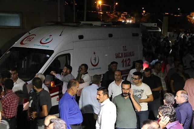 Son dakika... Diyarbakır'da alçak saldırı: 7 vatandaşımız şehit oldu