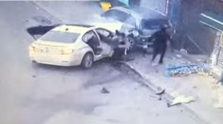 İstanbul'da korkunç kaza! Makas atarak geldi, insanların arasına daldı