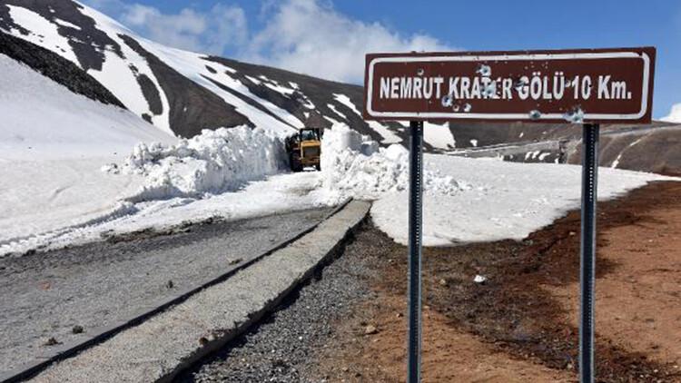 Nemrut Dağı'nda karla mücadele