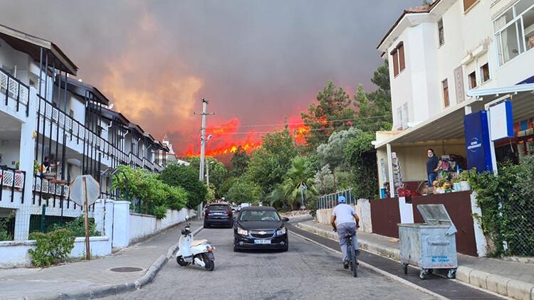Son dakika: Marmaris'te de orman yangını! Bakan Pakdemirli: 1 vatandaşımızı kaybettik