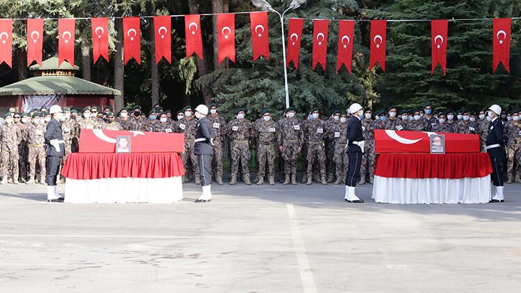 Fırat Kalkanı Harekatı bölgesinde şehit olan iki polis için Gaziantep'te tören düzenlendi