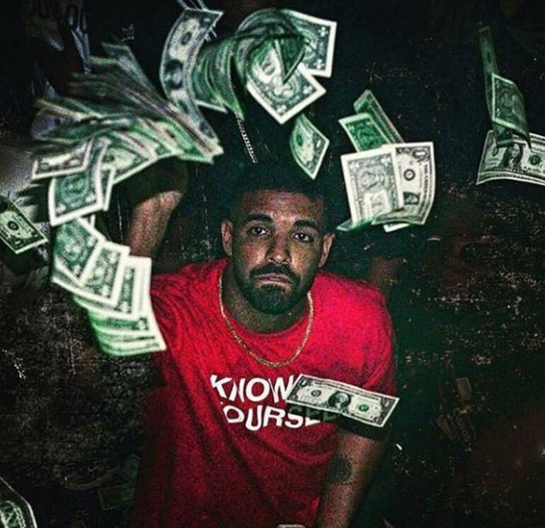Drake 24 karatlık altın ayakkabı için 6 milyon TL ödedi